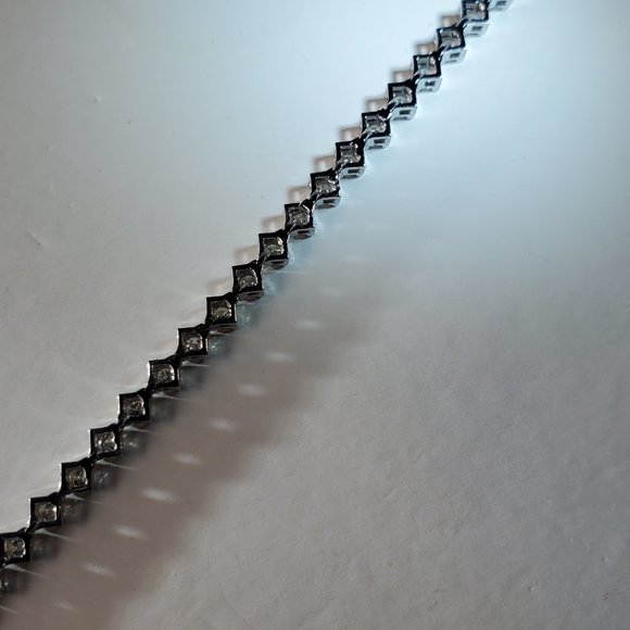 BRAND  NEW  DIAMOND TENNIS BRACELET 14K WHITE GOLD - Picture 11 of 12